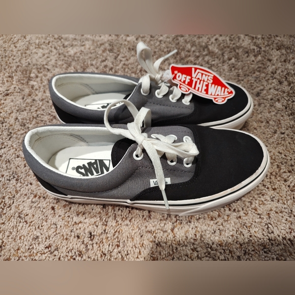 New Vans Era Platform (2-Tone) Low Top Sneakers, M 5.5 W 7  Black and grey - Picture 1 of 8